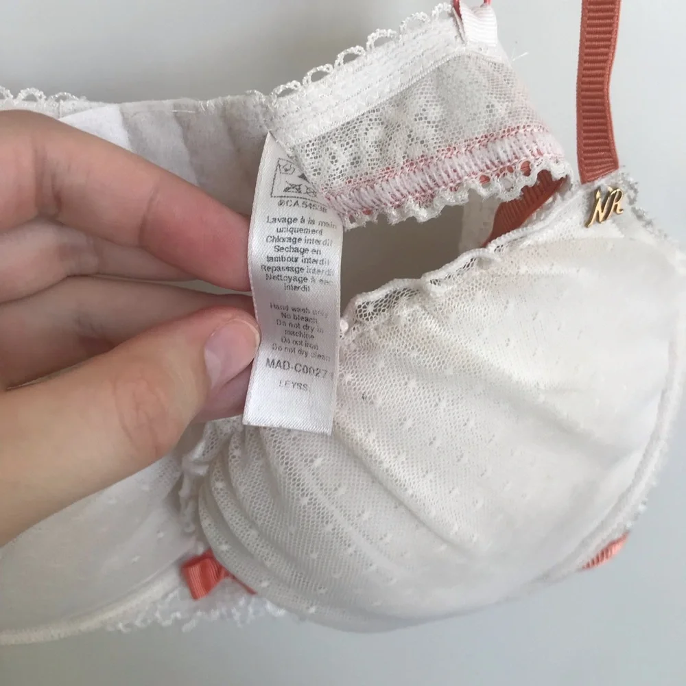 Nina Ricci white vintage lace padded bra💕 - Picture 5 of 5
